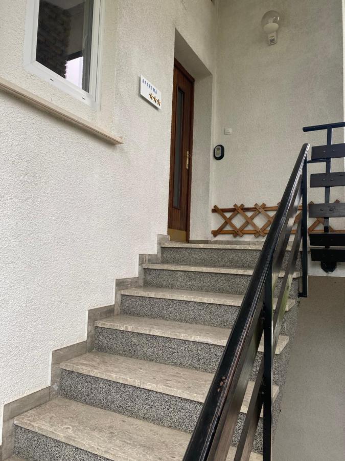 Apartma Magnolija Nova Gorica Buitenkant foto