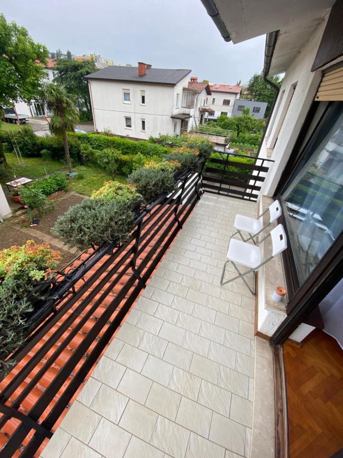 Apartma Magnolija Nova Gorica Buitenkant foto