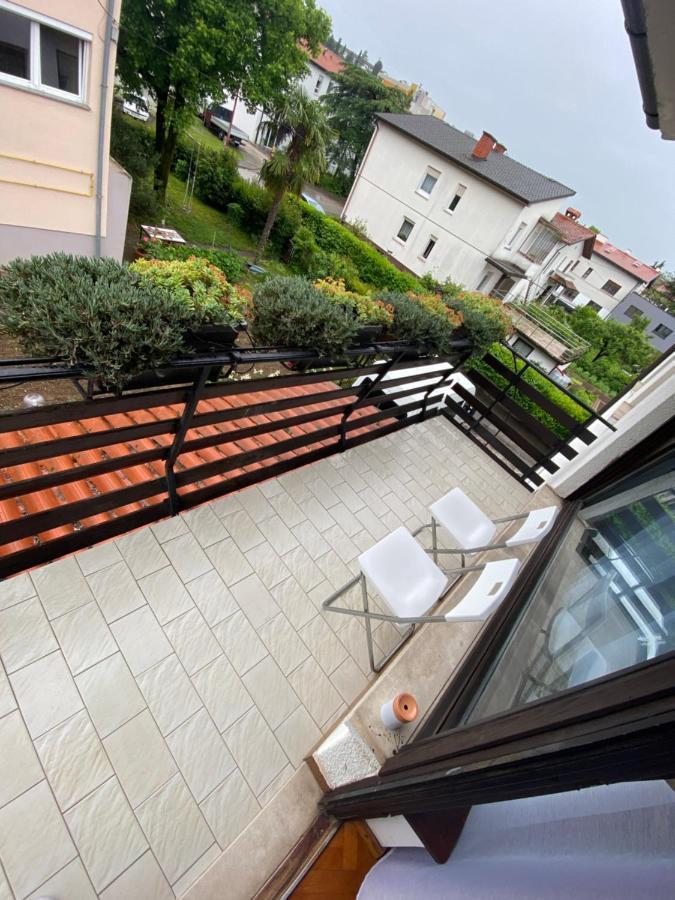 Apartma Magnolija Nova Gorica Buitenkant foto